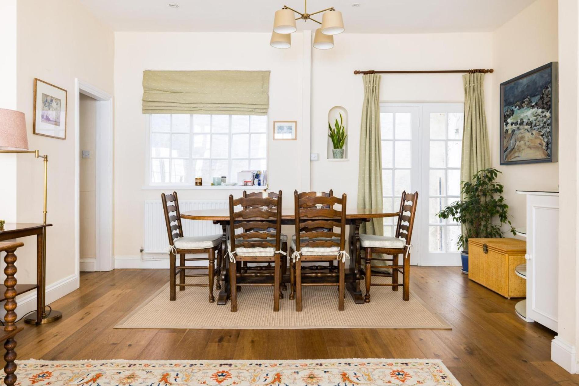 Traditional Treasure - 3 Bedroom By Hyde Park Londres